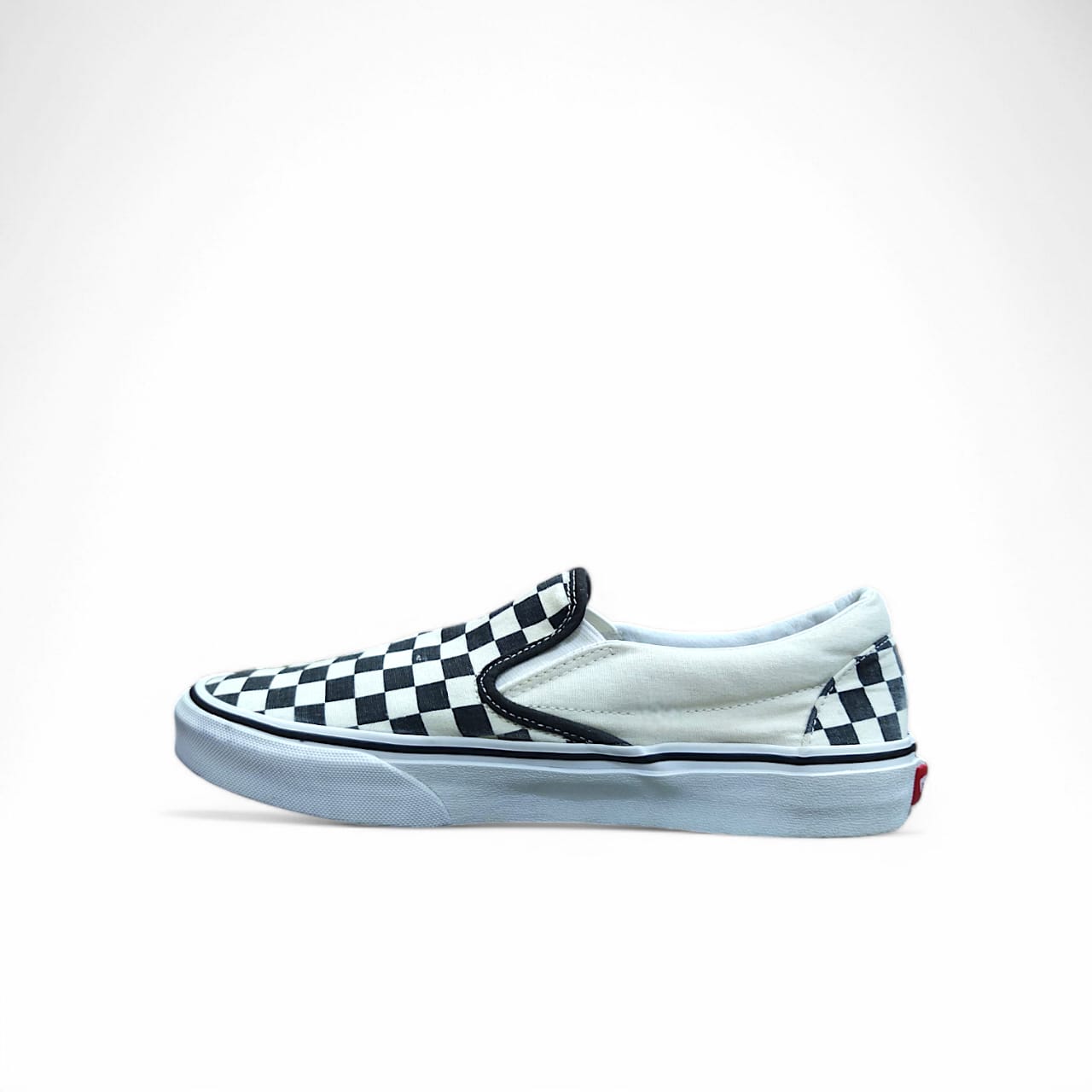 Vans Classic Checkerboard  Slip-On Black and off white