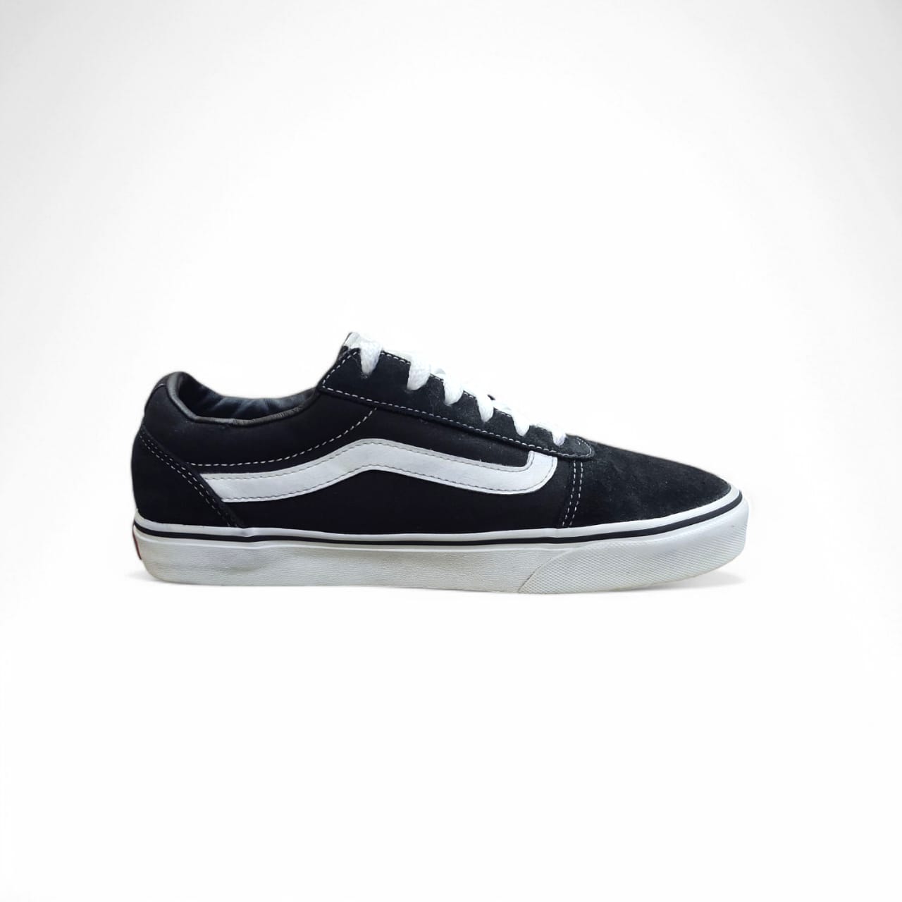 Vans Old Skool Black and White Low Top